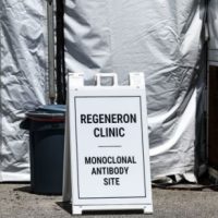 DeSantis Misleads on Omicron-Resistant COVID-19 Antibody Treatments